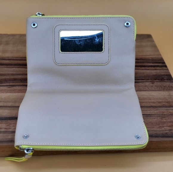 Stella & Dot Double Zip Yellow Cutout Clutch, Like New - Picture 3 of 6